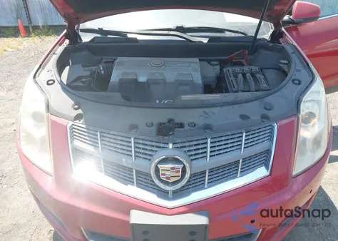 2010 Cadillac Srx Luxury Collection z USA, uszkodzony, nr VIN 3GYFNAEY5AS560407